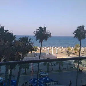 https://horizon-luxury-suite-at-finikoudes-beach-2.larnacahotels.org